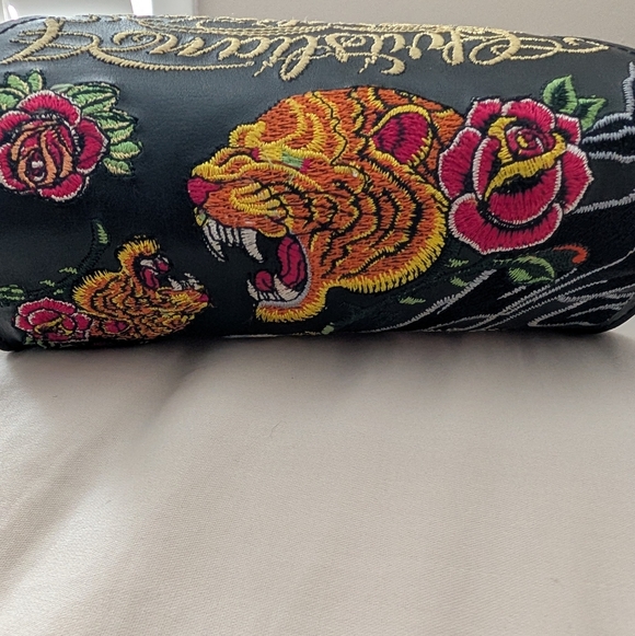 Christian Audigier Black Sunglasses with Case - Picture 7 of 8